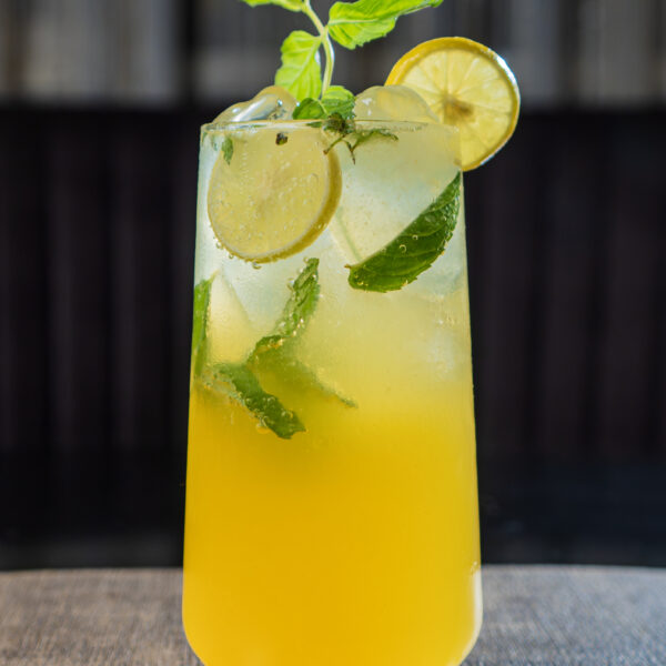 Passion fruit mojito