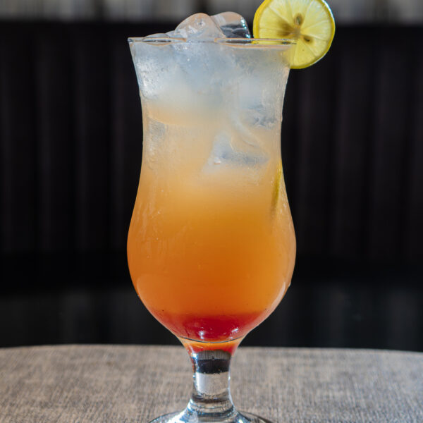 Peach lemonade mojito